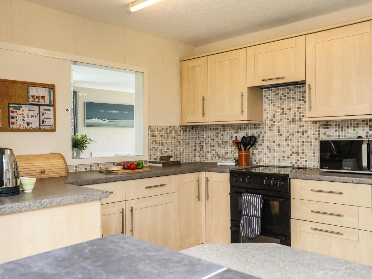 Ty Bedw Villa Benllech Bagian luar foto